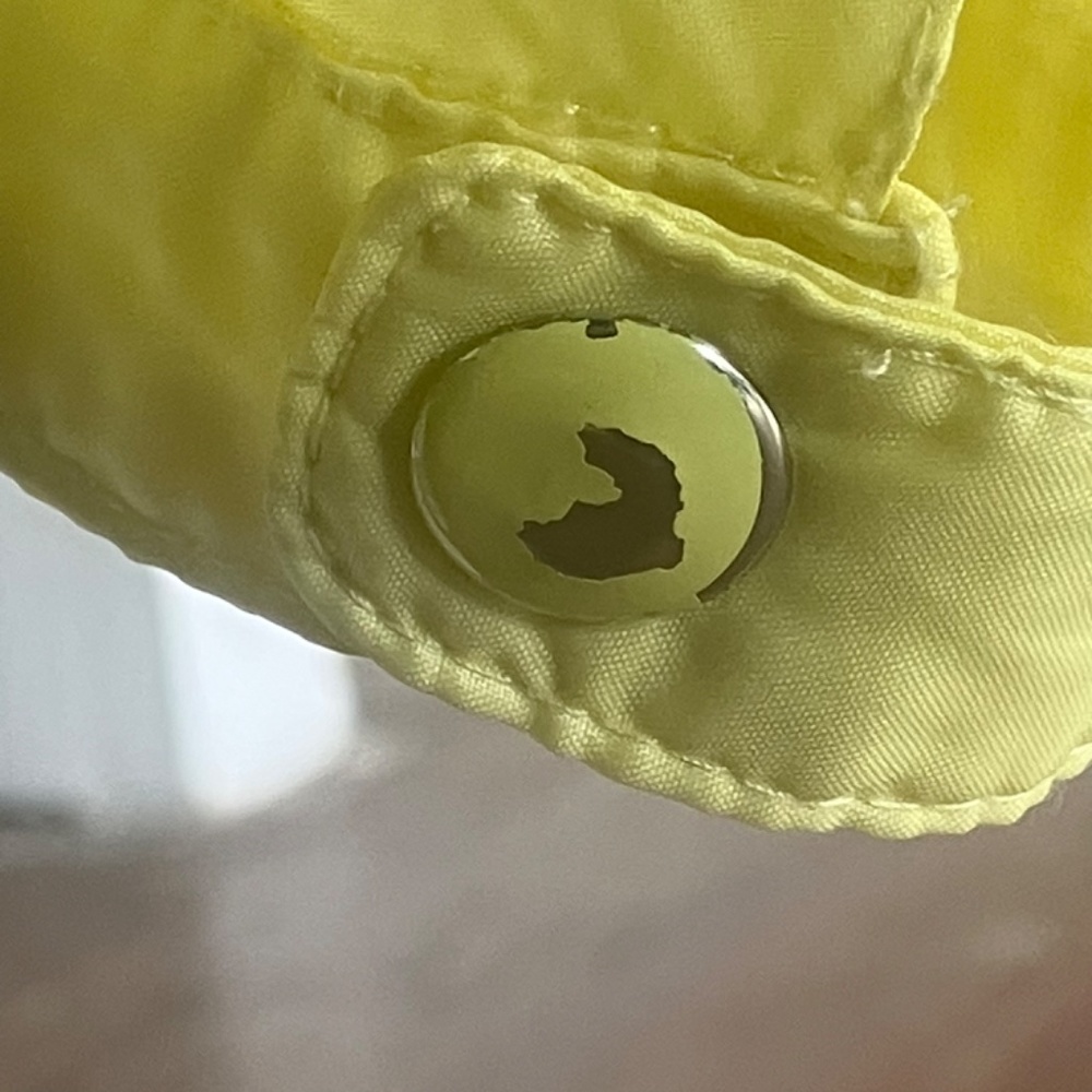 Vintage yellow nylon jacket - Picture 12 of 16